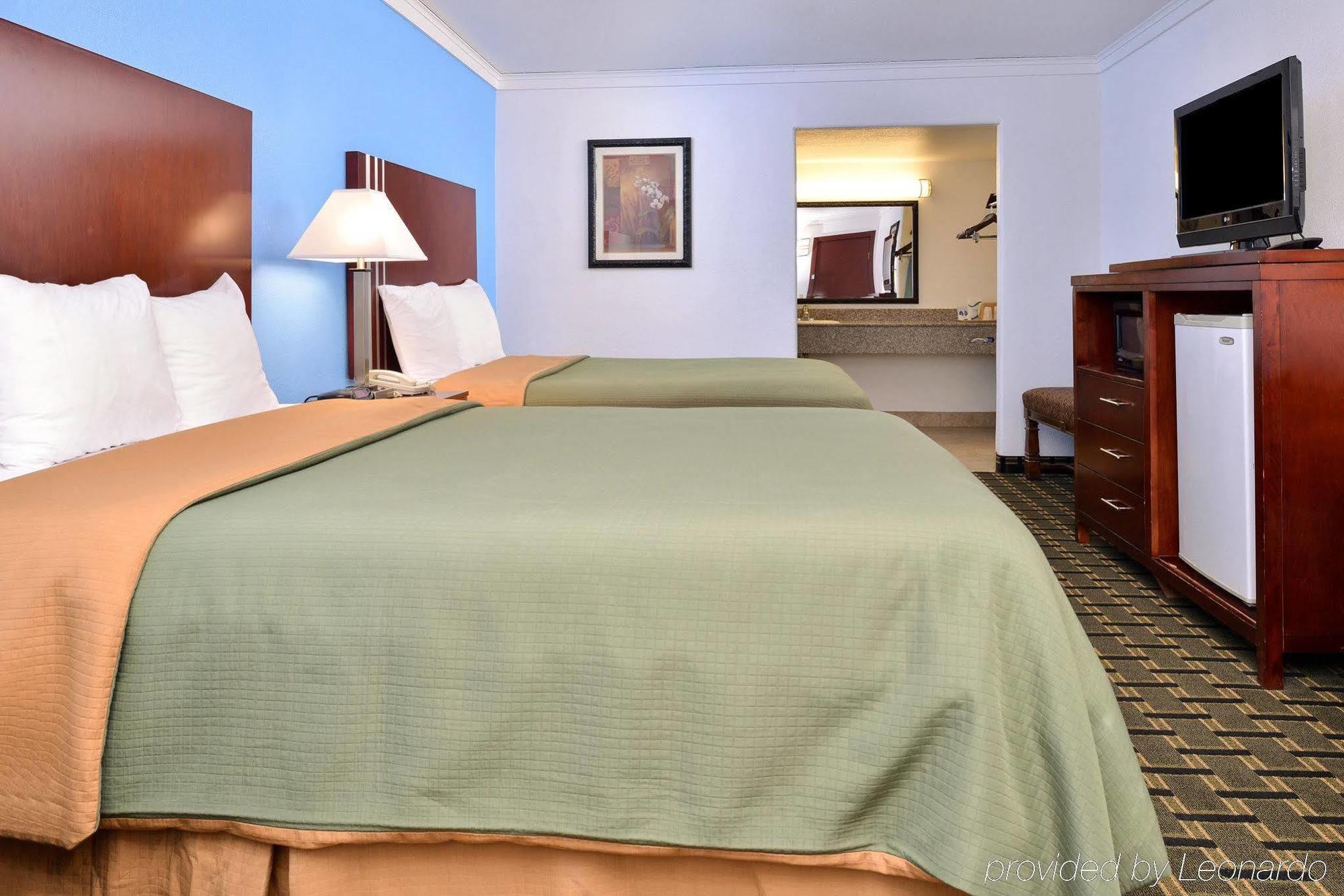 Executive Inn Edmond Exteriér fotografie